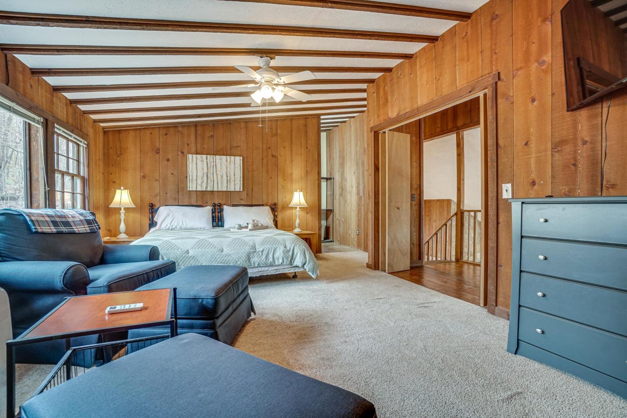 Charming Cabin With Fire Pit And Decks About 7 Mi To Helen Sautee Nacoochee Eksteriør billede
